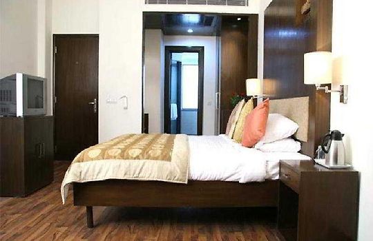 Dolphinn Just Like Home New Delhi